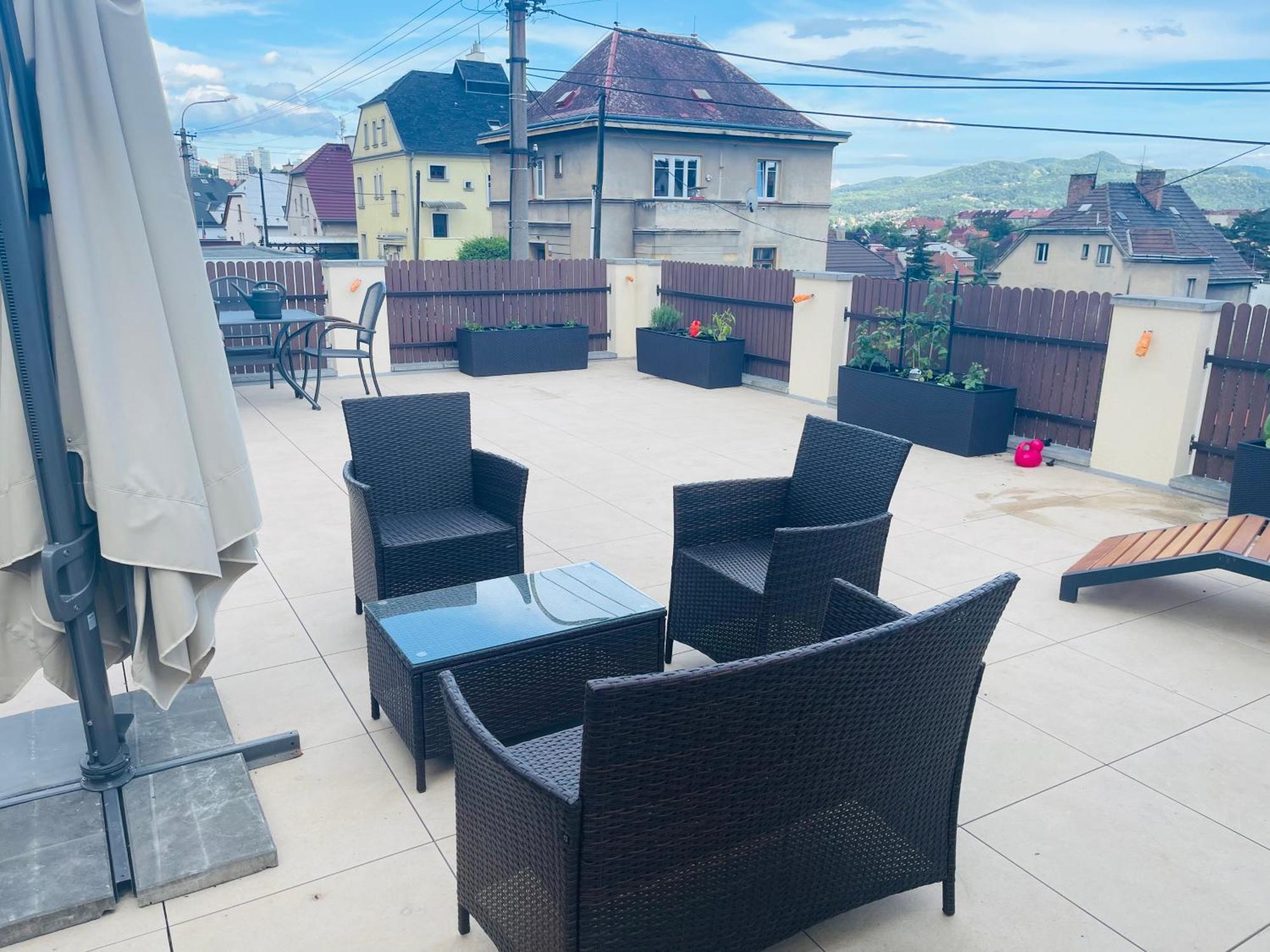 Jenys Apartment Usti 2 Ústí nad Labem エクステリア 写真